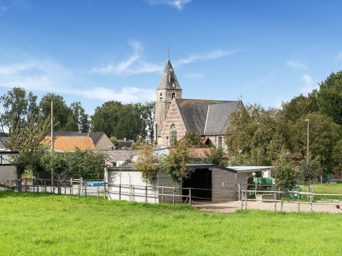 Stunning Holiday Home In Oombergen With Terrace And Garden Zottegem Exterior foto